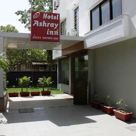 Hotel Ashray Inn Ahmadábád Kültér fotó